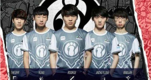 现突出的集 现突出的集